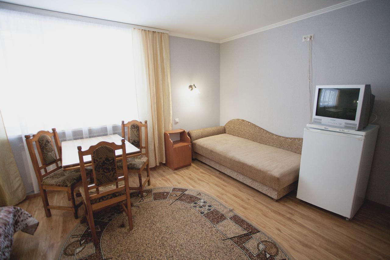 Smerichka Hotel โปลยานา ภายนอก รูปภาพ