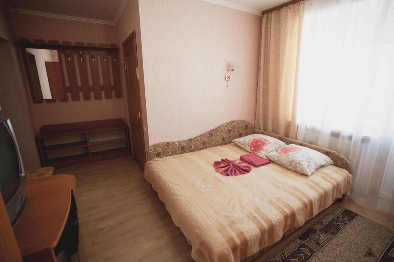 Smerichka Hotel โปลยานา ภายนอก รูปภาพ